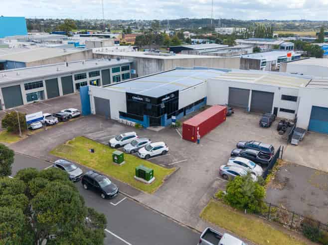 Prime freehold industrial with yard