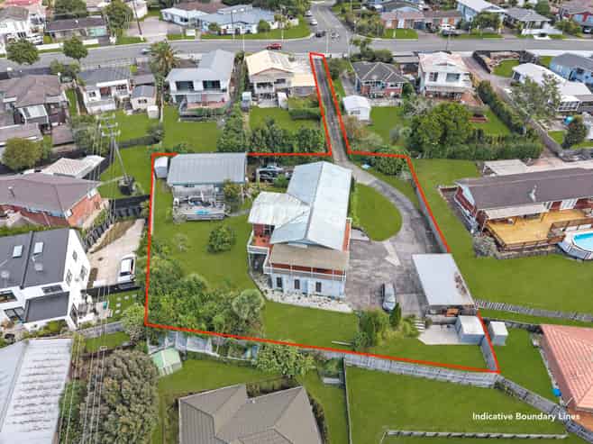 131 Waimumu Road, Massey