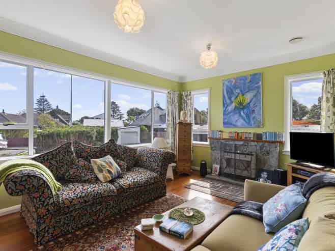 137 Muritai Road, Eastbourne