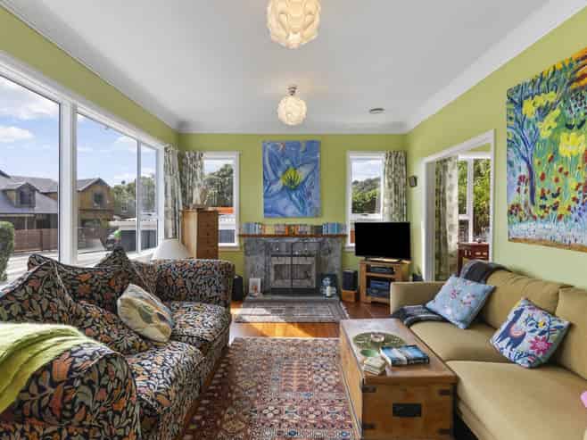 137 Muritai Road, Eastbourne