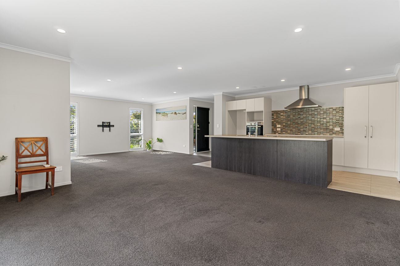Owners have Relocated- Opportunity Awaits - Ansicht 6