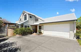 12 Dover Road, Saint Andrews