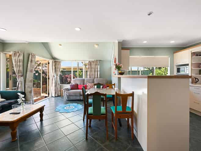 12 Dover Road, Saint Andrews