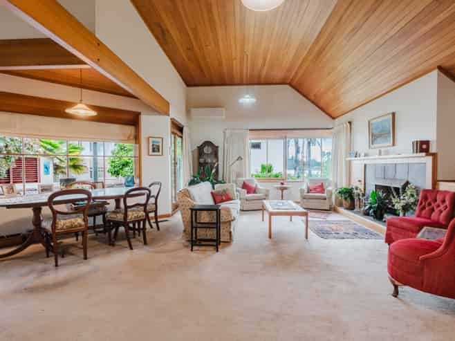 134 Lake Crescent, Hamilton Lake