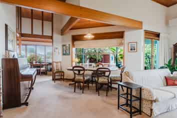 134 Lake Crescent, Hamilton Lake