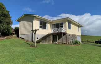 232 Suffolk Road, Inglewood