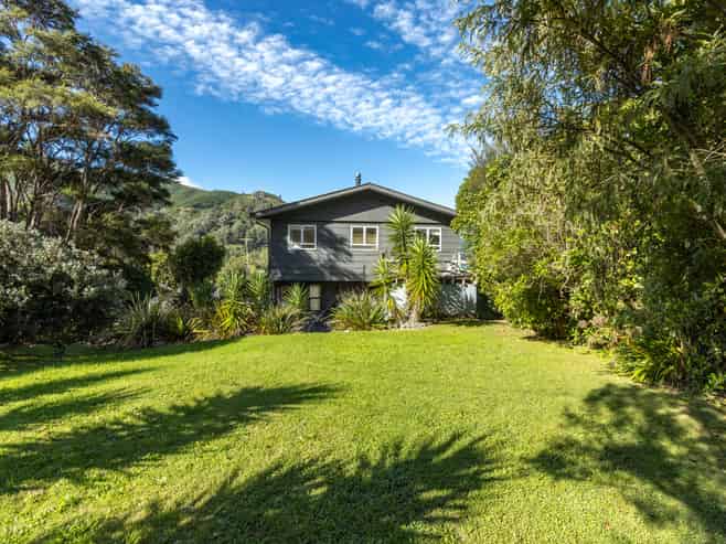 2 Hakahaka Road, Port Underwood
