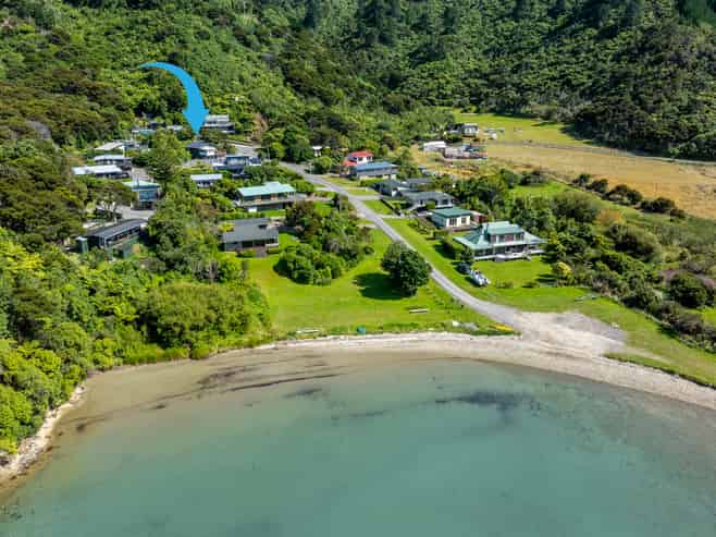 2 Hakahaka Road, Port Underwood