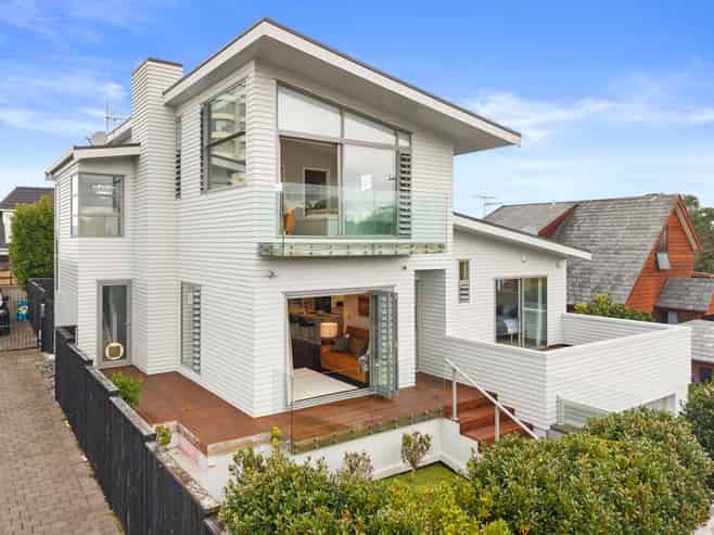 16 Sylvan Park Avenue, Milford