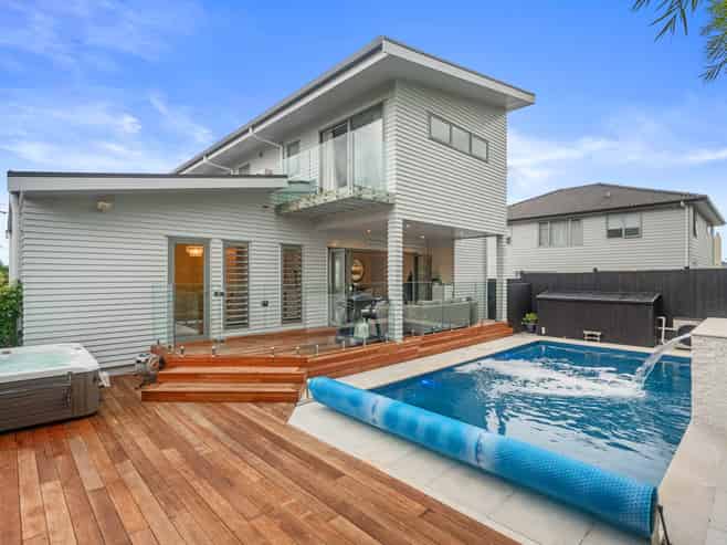 16 Sylvan Park Avenue, Milford