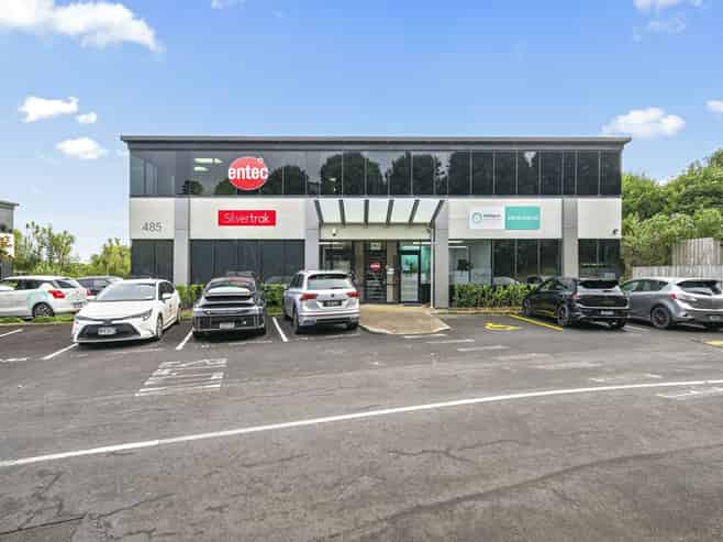 Entry level investment in Rosebank precinct