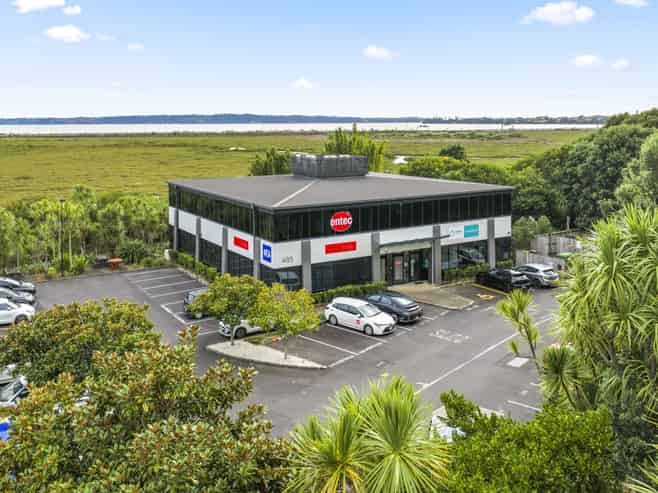 Entry level investment in Rosebank precinct