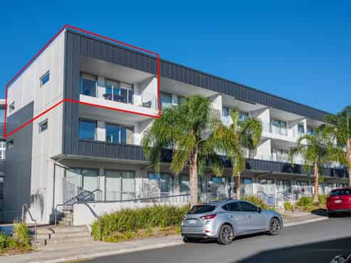 206/17 Link Crescent, Stanmore Bay