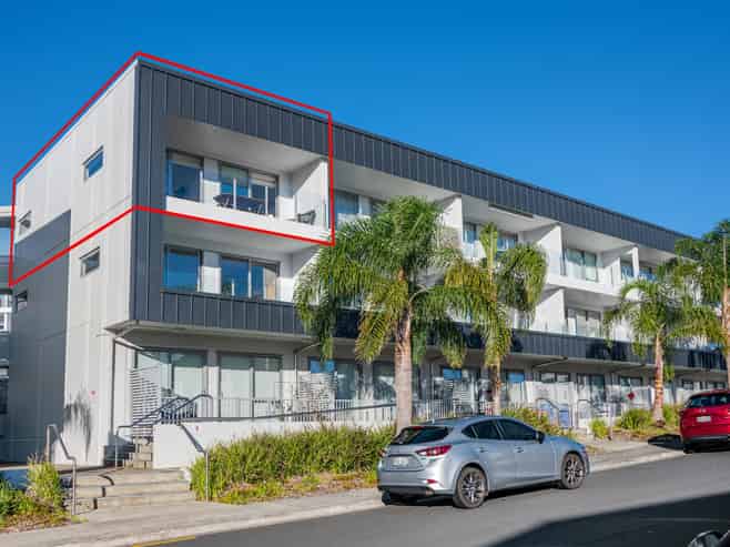 206/17 Link Crescent, Stanmore Bay