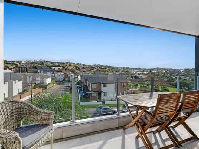 206/17 Link Crescent, Stanmore Bay