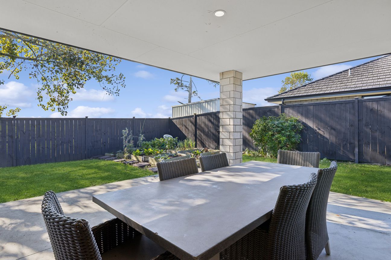 Urgent Sale Required - Vista 2