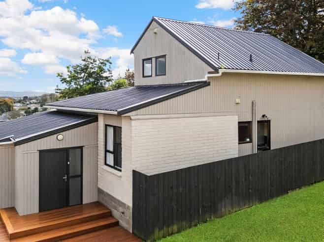 2/29 Barberton Terrace, Papakura