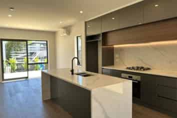 4 Fredrica Crescent, Milldale