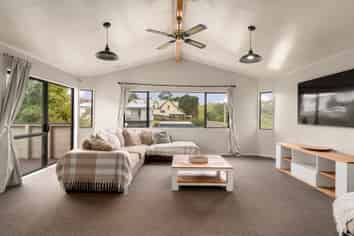 51 Corinna Street, Welcome Bay