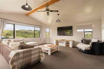 51 Corinna Street, Welcome Bay