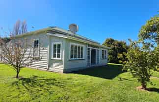 76 Takapau Road, Tolaga Bay