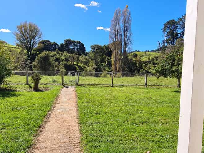 76 Takapau Road, Tolaga Bay