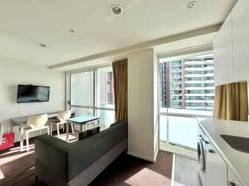 1406/10 Waterloo Quadrant, Auckland Central