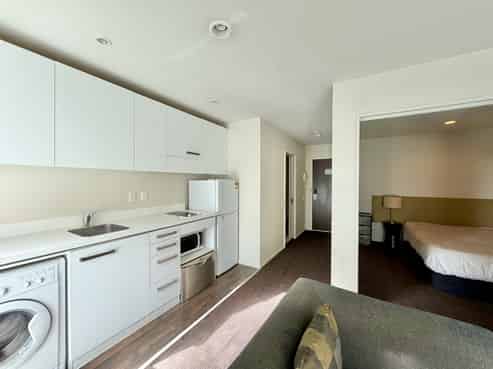 1406/10 Waterloo Quadrant, Auckland Central