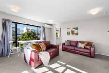 1/183 Colombo Street, Sydenham