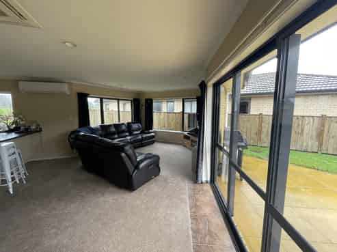 5c Estate Grove, Inglewood