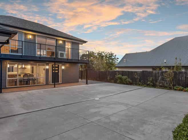 87 Wairakei Road, Bryndwr