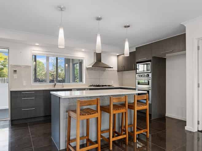 87 Wairakei Road, Bryndwr