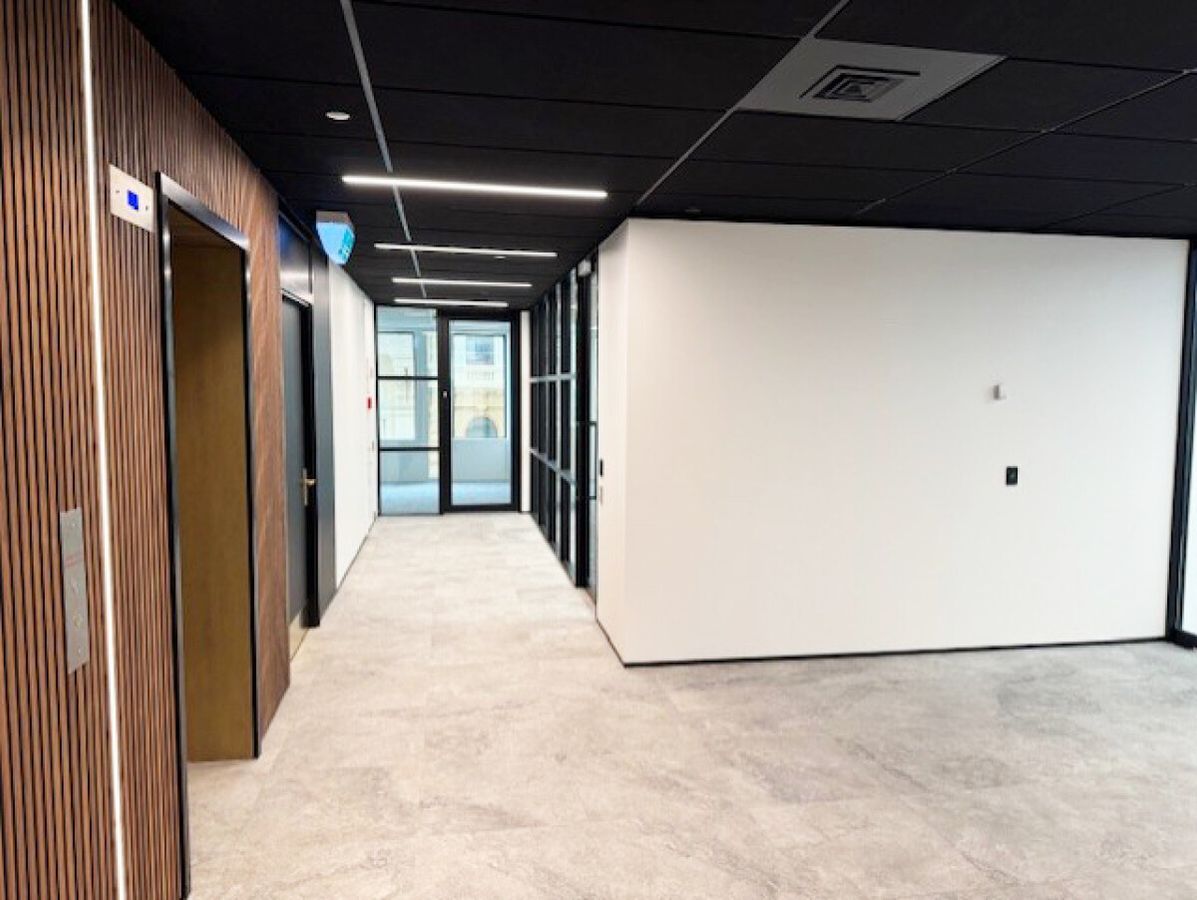 Well Located CBD Office Opportunity - Ansicht 2