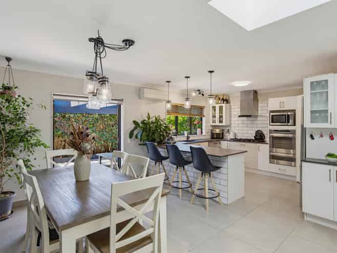 14 Consort Close, Paraparaumu Beach