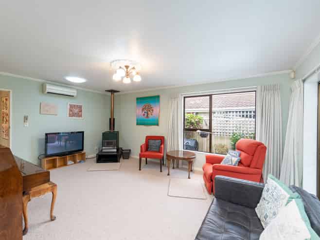 965B High Street, Avalon