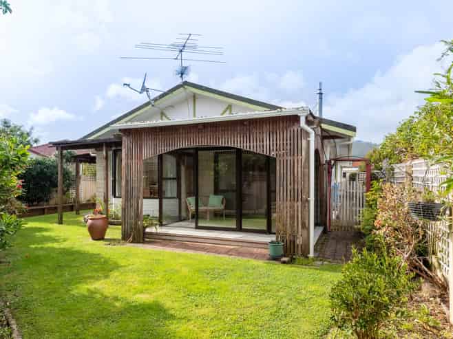 965B High Street, Avalon