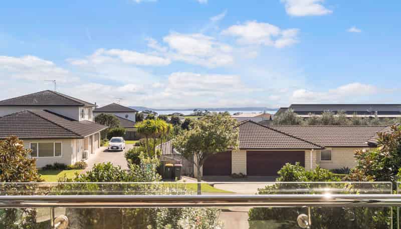 35 Columbia Crescent, Beachlands