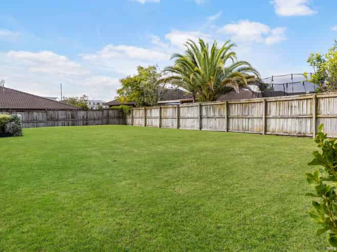 35 Columbia Crescent, Beachlands