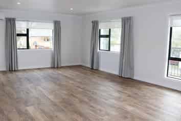 6/11 Hammond Street, Hamilton Central