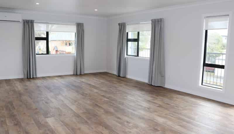 6/11 Hammond Street, Hamilton Central