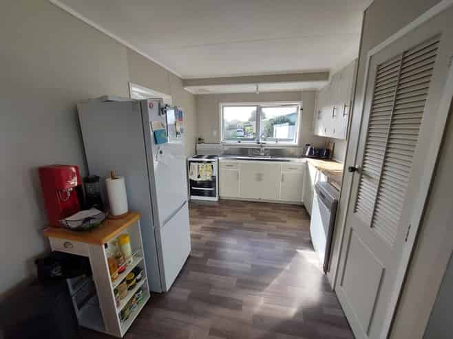 49D Saxbys Road, Deanwell