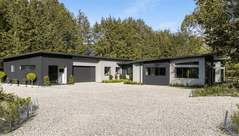 13 Arbor Lane, Mount Creighton