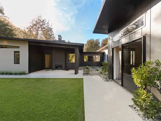 13 Arbor Lane, Mount Creighton