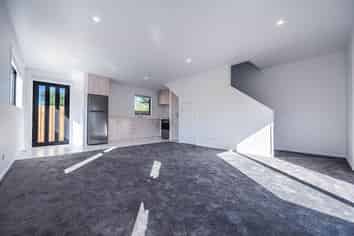 C/17 Lowtherhurst Rd, Massey