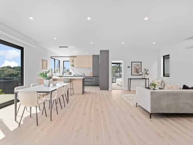 2 Lingham Crescent, Torbay