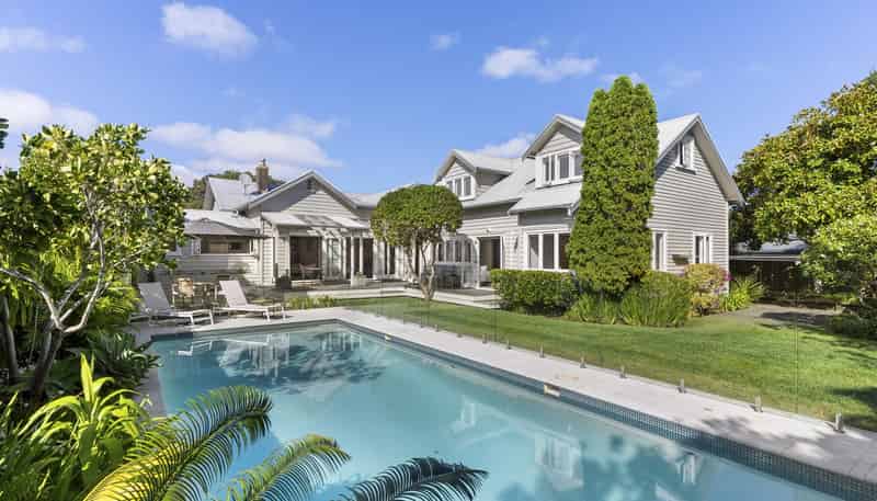 42 Norwood Road, Bayswater