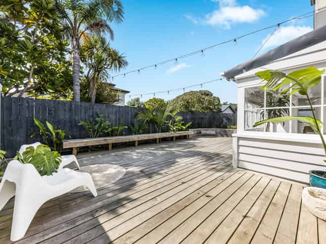 8 Cadman Avenue, Waterview