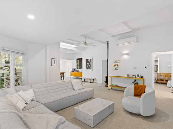 8 Cadman Avenue, Waterview