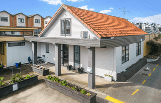 1/176 McLeod Road, Te Atatu South