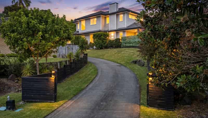 10 Bloomfield rise, Stanmore Bay